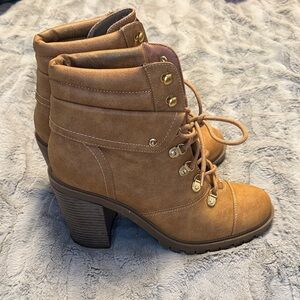 GUESS Women's Tan Lace-Up Ankle Boots